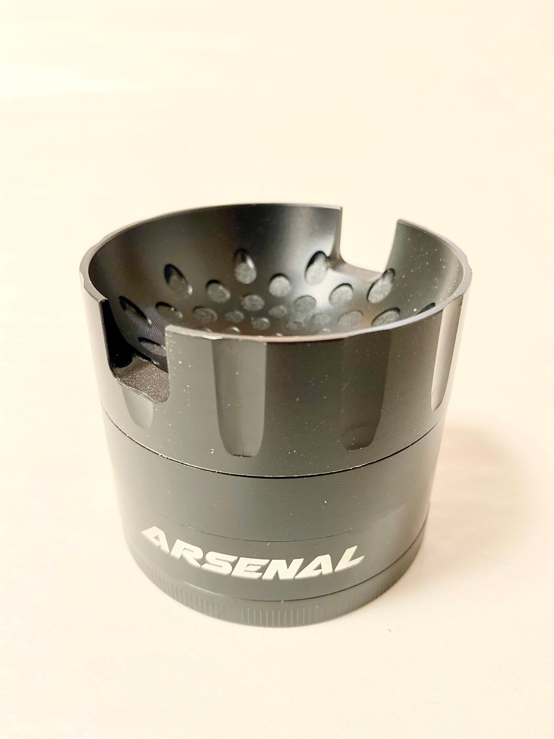 Arsenal grinder - Black O-Curved - 4 Piece