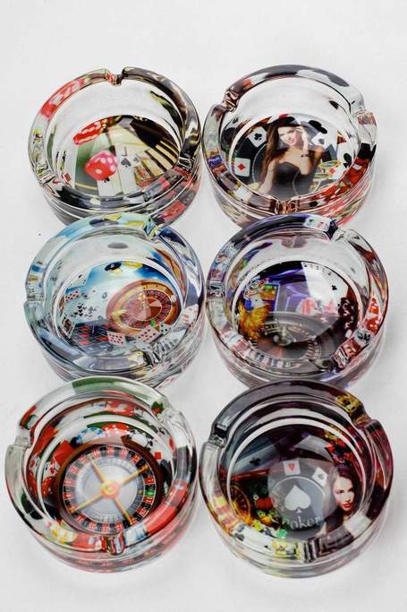 Round glass ashtray display